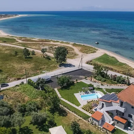 Electra Beachfront Suites, Apart-hotel Néa Iráklia