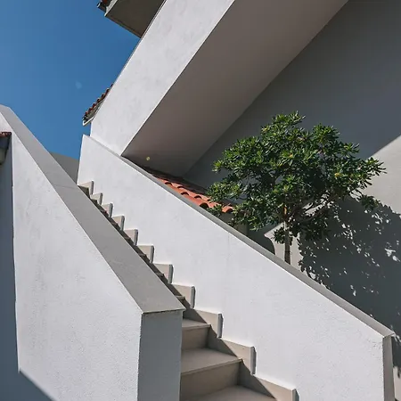 Electra Beachfront Suites, Apart-hotel *