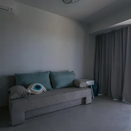 Electra Beachfront Suites, * Néa Iráklia
