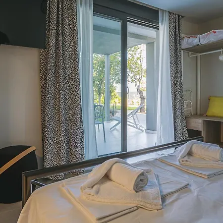 Apart-hotel Electra Beachfront Suites,