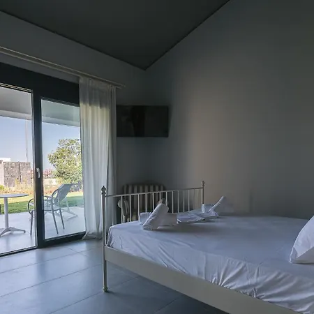 Electra Beachfront Suites, Aparthotel 3*