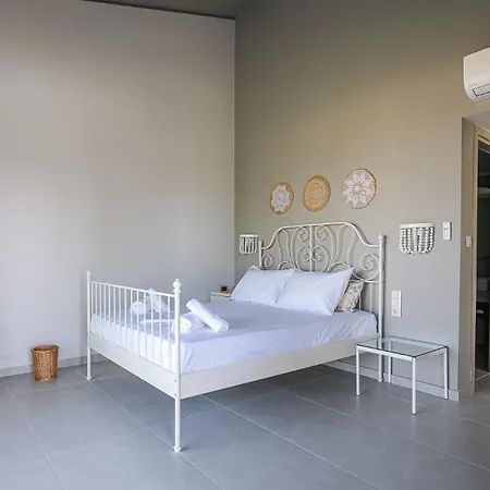 Aparthotel Electra Beachfront Suites,