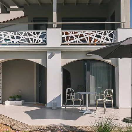 Apart-hotel Electra Beachfront Suites,