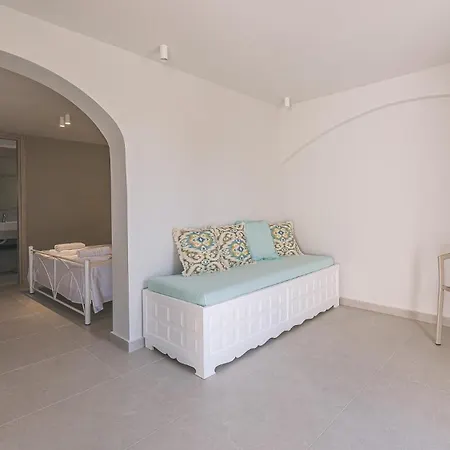 Aparthotel Electra Beachfront Suites, Nea Iraklia