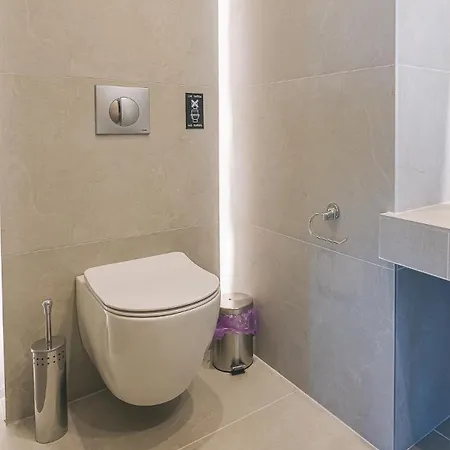 Electra Beachfront Suites, Aparthotel