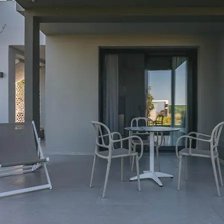 Aparthotel Electra Beachfront Suites, Nea Iraklia