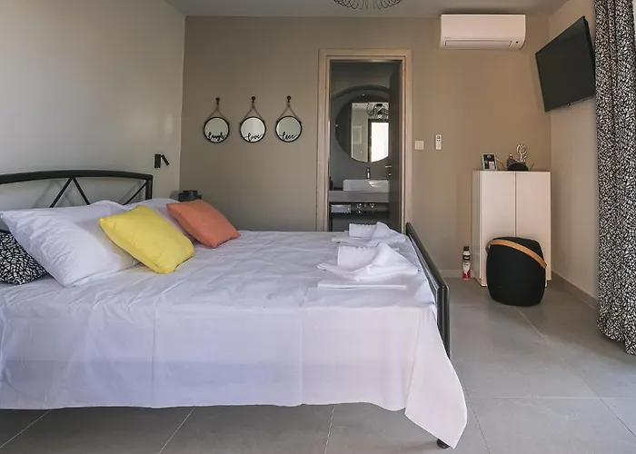 Aparthotel Electra Beachfront Suites, Nea Iraklia