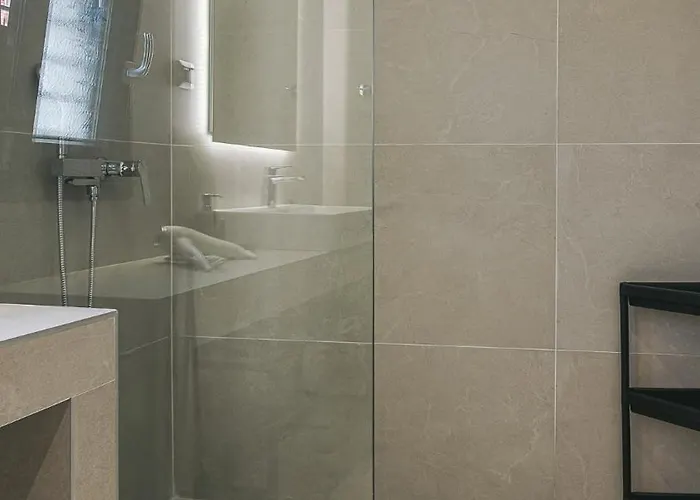 Aparthotel Electra Beachfront Suites, 3*