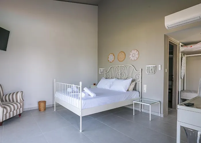 Aparthotel Electra Beachfront Suites,