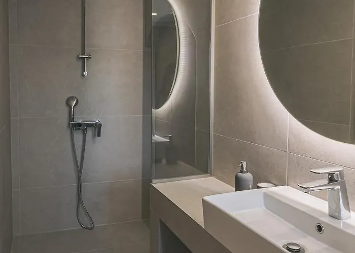 Electra Beachfront Suites, Aparthotel