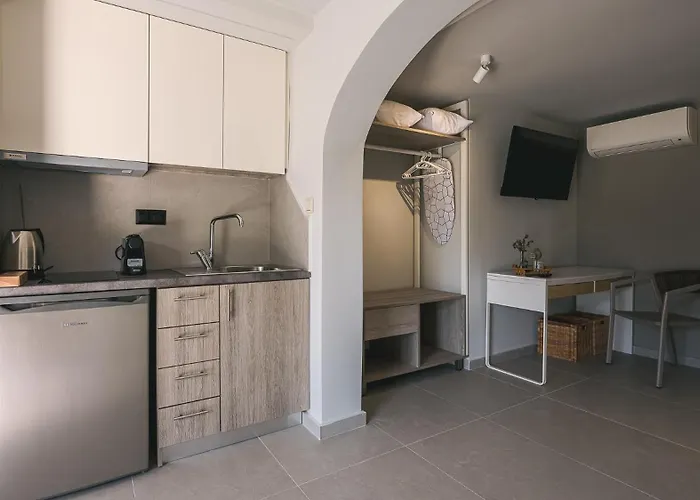 Electra Beachfront Suites, Aparthotel Nea Iraklia