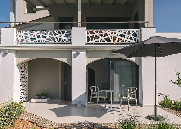 Aparthotel Electra Beachfront Suites,