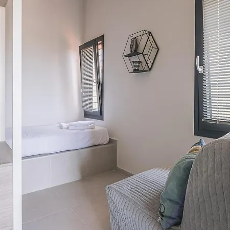 아파트호텔 Electra Beachfront Suites,