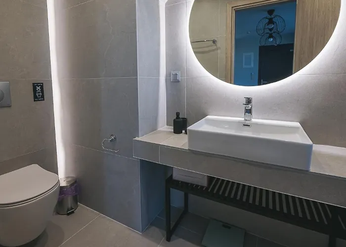 Electra Beachfront Suites, Lejlighedshotel Néa Irákleia