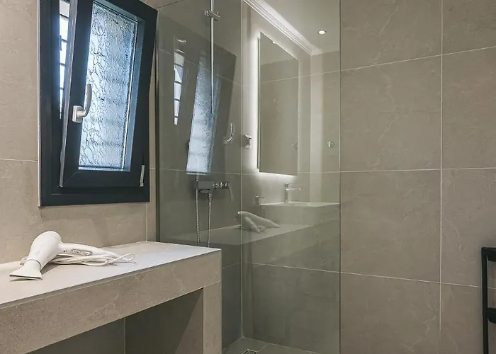 Lejlighedshotel Electra Beachfront Suites, 3*