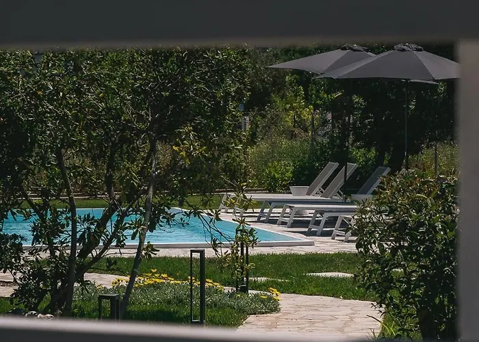 Electra Beachfront Suites,